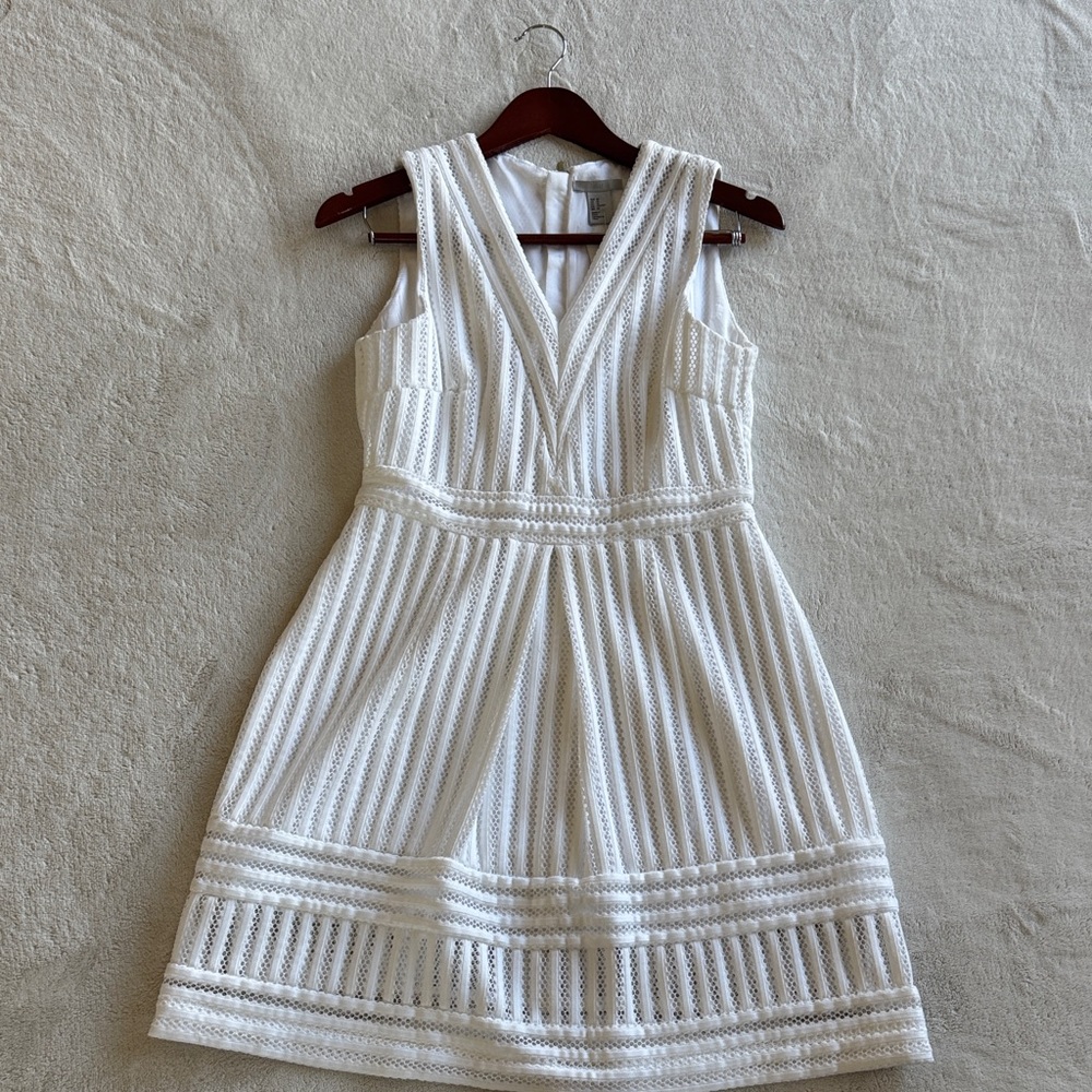 H&M White Sleeveless V-Neck Textured Midi Dress